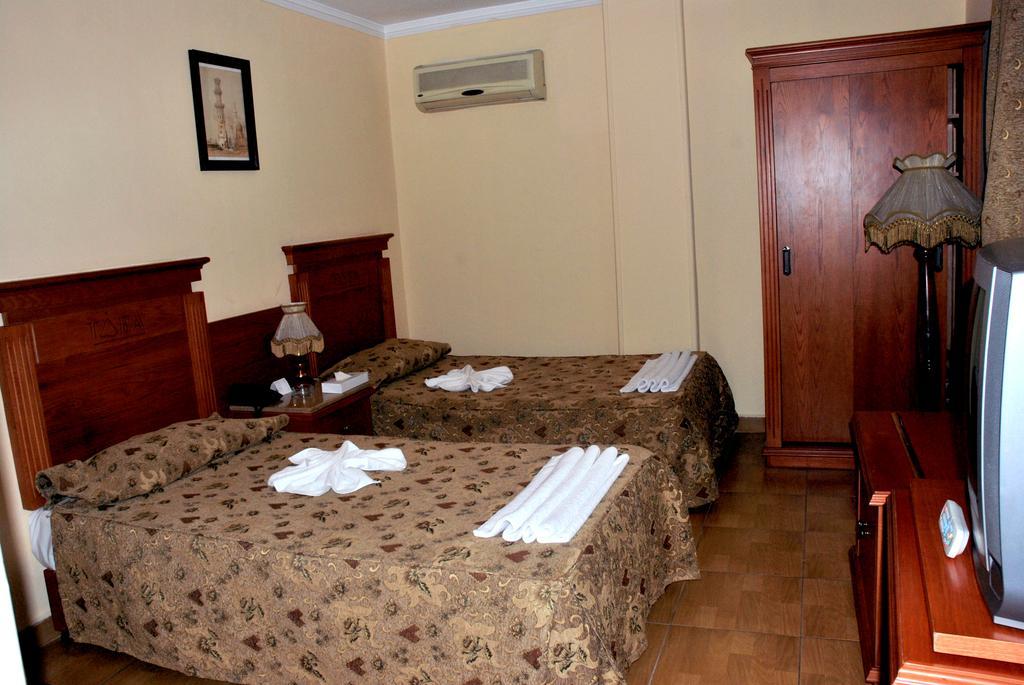 Tiba Pyramids Hotel Giza 客房 照片