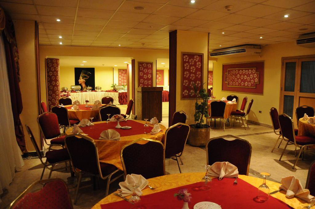 Tiba Pyramids Hotel Giza 外观 照片