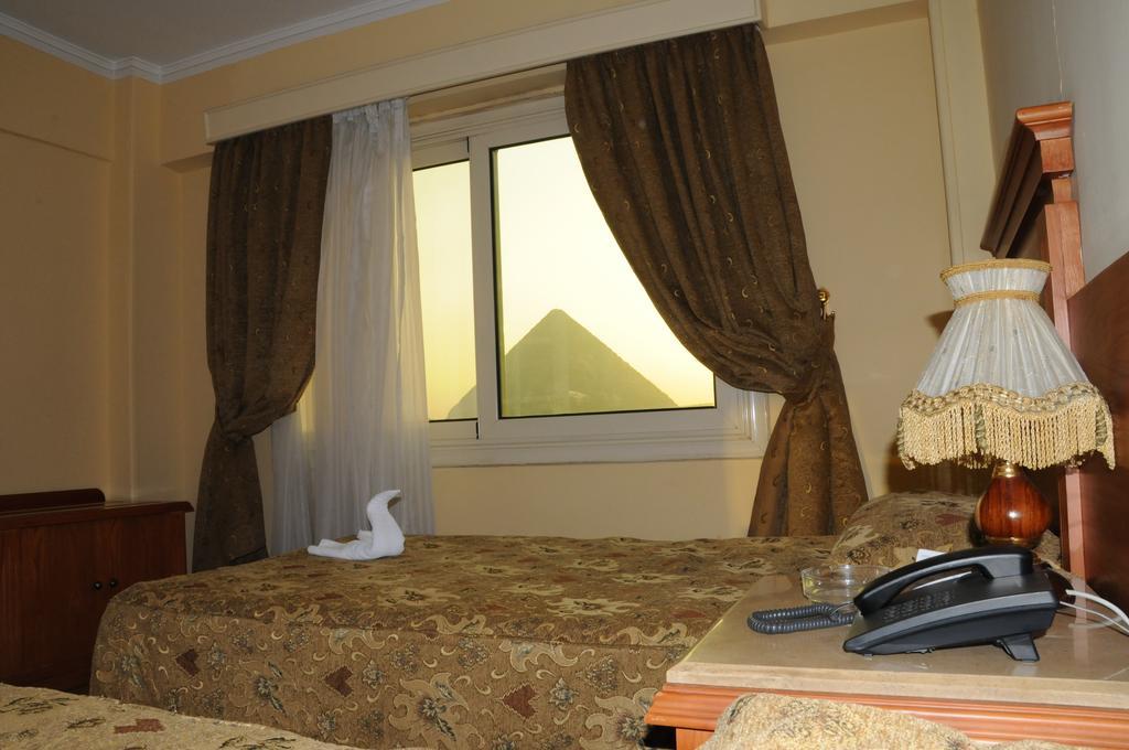 Tiba Pyramids Hotel Giza 外观 照片